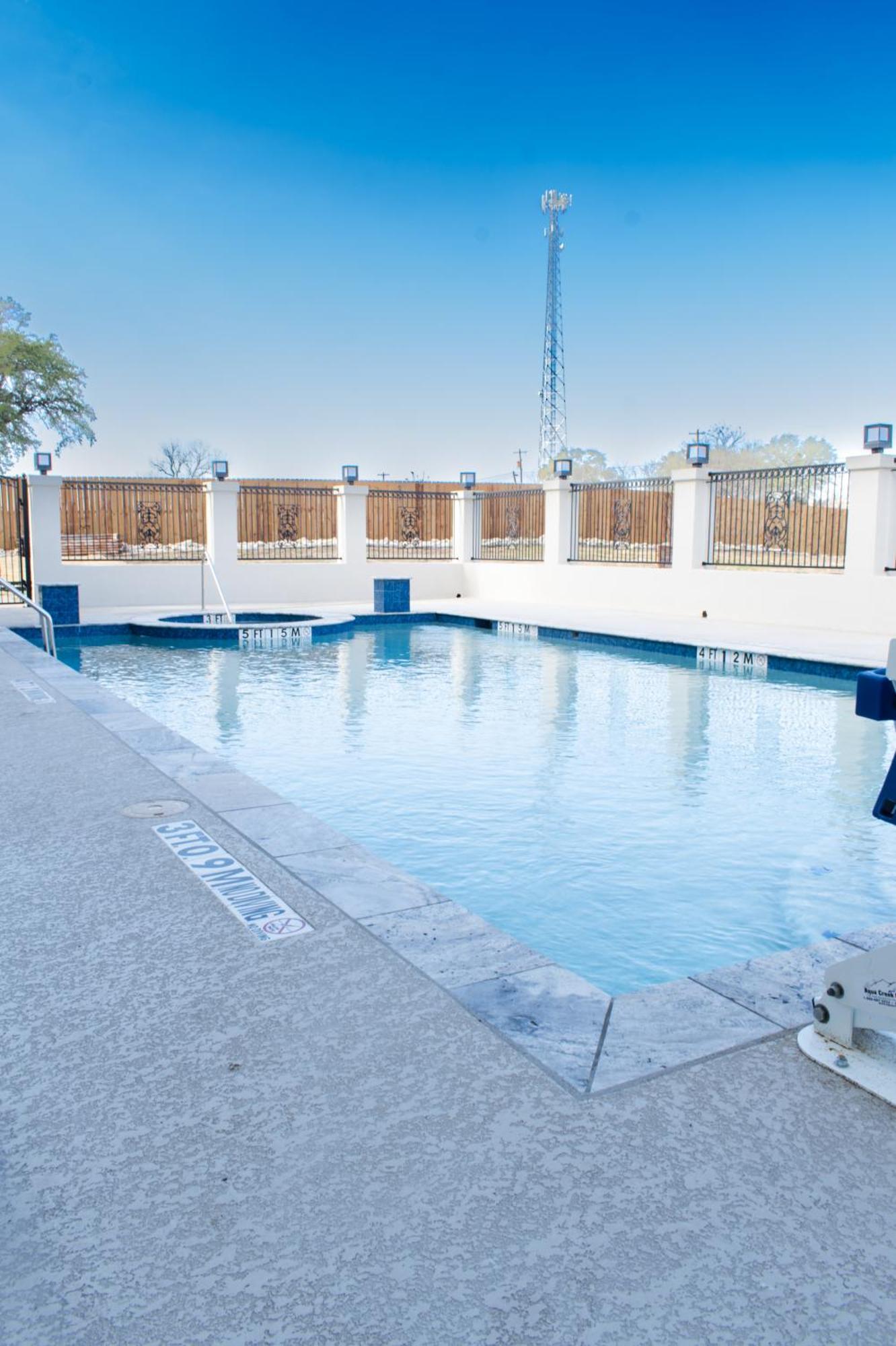 Holiday Inn Express Glen Rose By Ihg Buitenkant foto