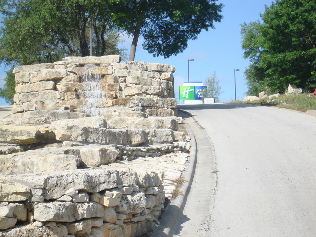Holiday Inn Express Glen Rose By Ihg Buitenkant foto